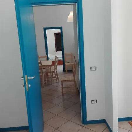 Beach House בית נופש *